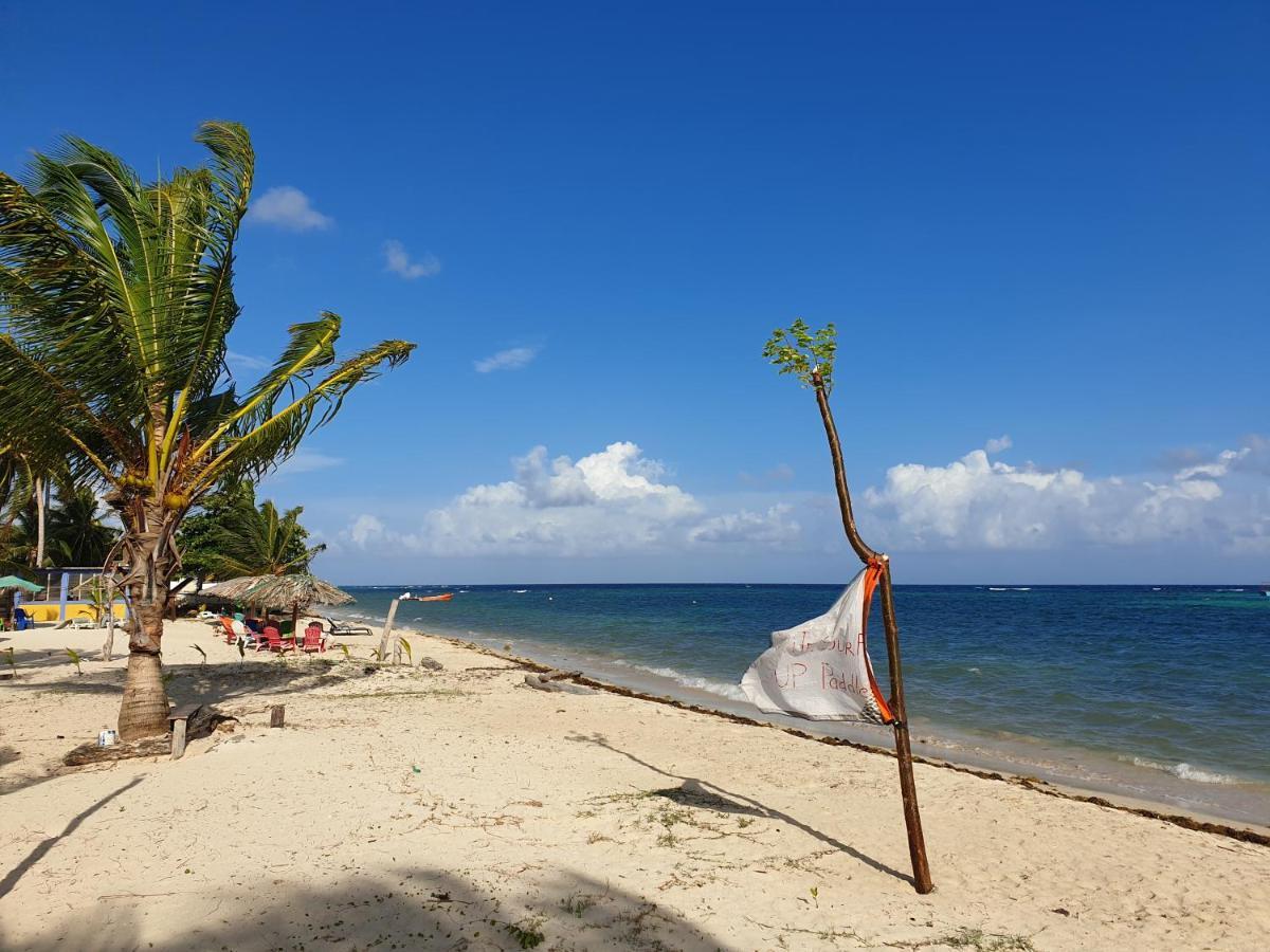 Lulu Beach Hotel Corn Island Buitenkant foto